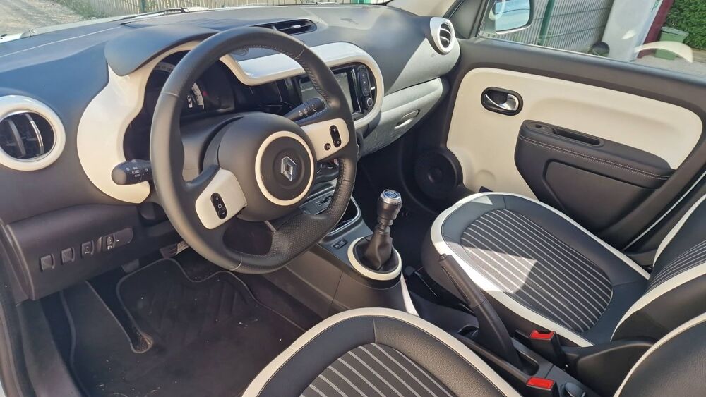 Twingo III 0.9 TCe 95 Intens - Entretien constructeur 2019 occasion 77144 Montevrain