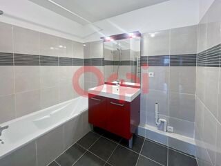  Appartement à louer 3 pièces 62 m²