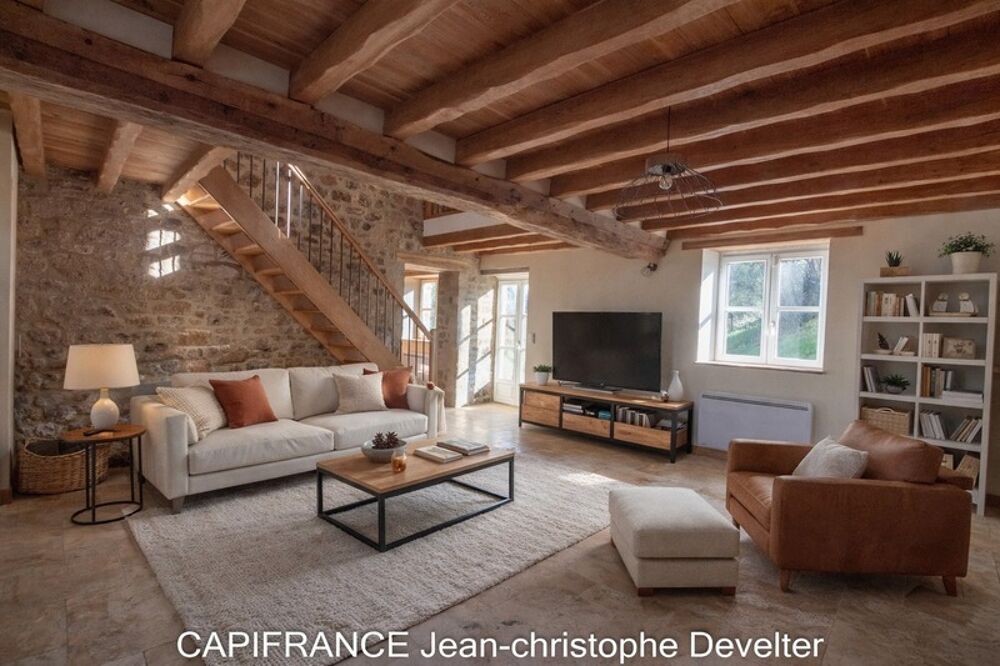 Maison à vendre proche de GORRON (53)maison en pierre 4 chambres sur terrain 1,37 hectare avec garage