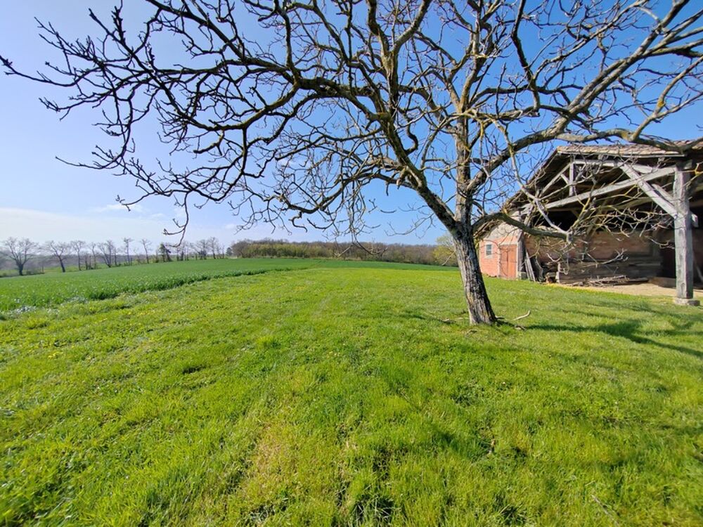 Vente Maison Située à MIRAMONT LATOUR, maison à rénover avec vue panoramique Auch