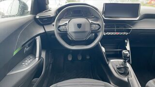 2008 II 1.2 PureTech 100 Active - Premi&egrave;re main Entretien constru 2024 occasion 29600 Morlaix