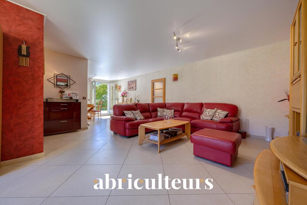 Appartement de plain-pied avec un séjour spacieux en vente à Vieugy - proximité de Annecy (74600)