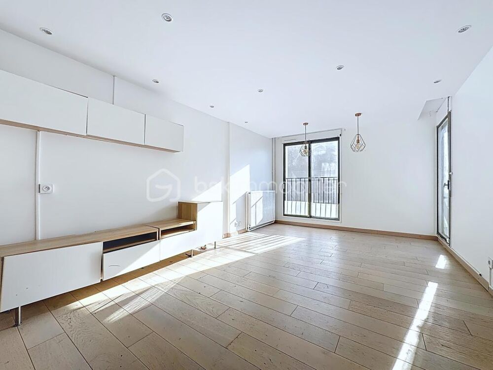 Vente Appartement Appartement 5 pièces de 101 m² avec terrasse – Échirolles Echirolles
