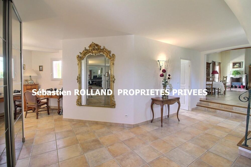 BOISSET LES MONTROND 42210 Maison de style Méditerranéen 171.5 m² 4 chambres 5900m² de terrain Clos
