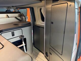 Transit Custom CustomNugget 320 L1H1 2.0 EcoBlue 170ch Active BVA6 2024 occasion 34130 Valergues