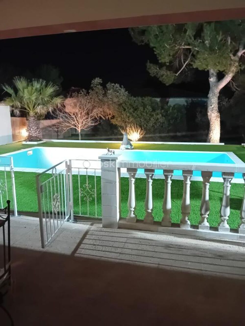 GRANDE MAISON INDIVIDUELLE AVEC PISCINE