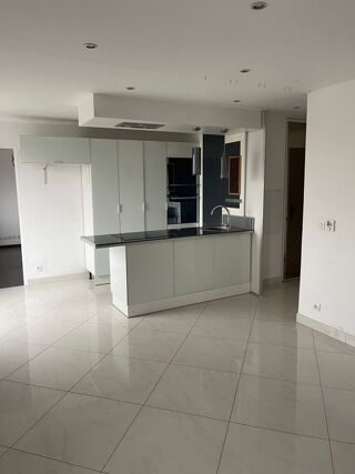  Appartement à louer 2 pièces 43 m²