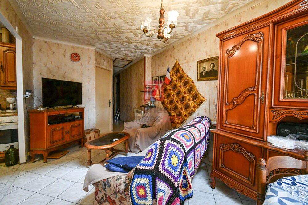 Vente Maison À VENDRE MAISON INDIVIDUELLE AVEC JARDIN, VÉRANDA ET GARAGE À TREMBLAY-EN-FRANCE Tremblay en france