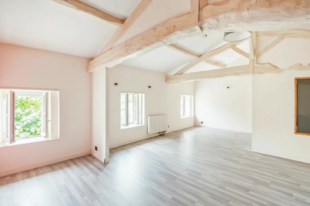 Vente Maison Maison charentaise sur 5625m², rénovation possible Plassac
