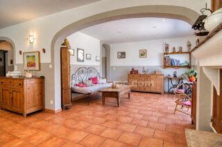  Villa à vendre 8 pièces 183 m²