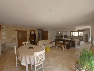  Maison � vendre 6 pi�ces 262 m�