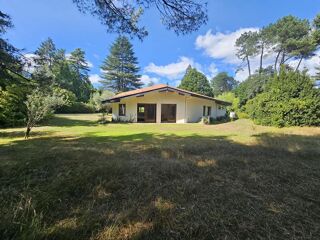  Villa  vendre 6 pices 225 m