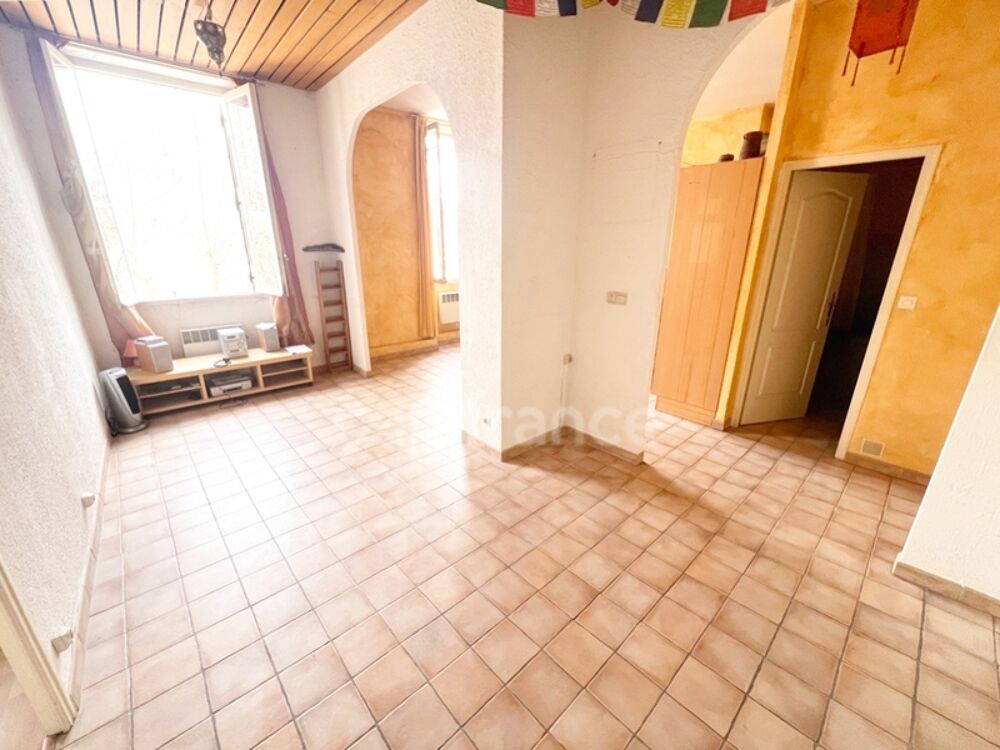 Appartement bourgeois à vendre 3 pièces 2 chambres 77m2 porte de la Saunerie MANOSQUE (04)