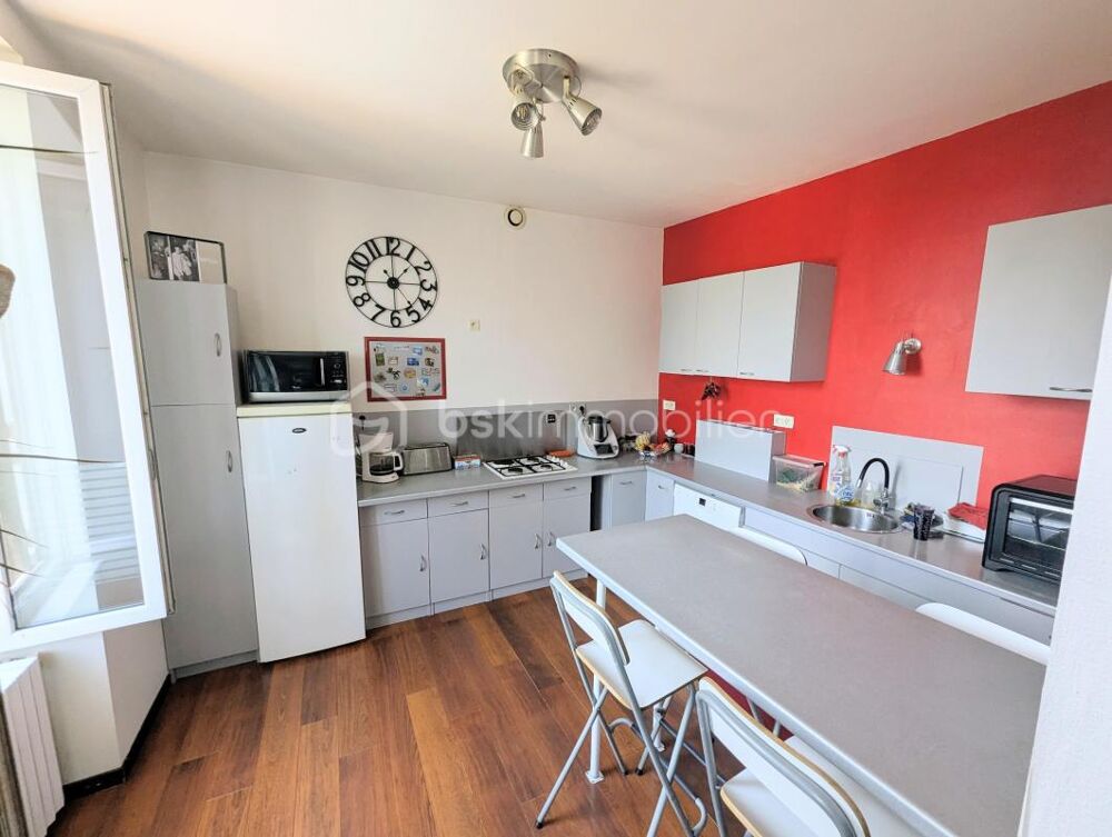 Vente Maison Maison située en centre ville de FOUGERES 35300 Fougeres