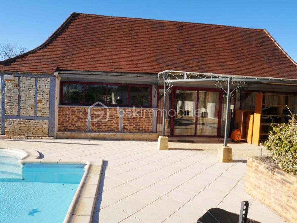  vendre  Proprit/chteau La Douze (24330)