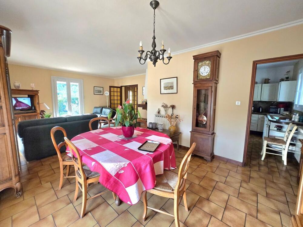Vente Maison FOS-SUR-MER – Maison traditionnelle non mitoyenne avec piscine – 4 chambres Fos sur mer