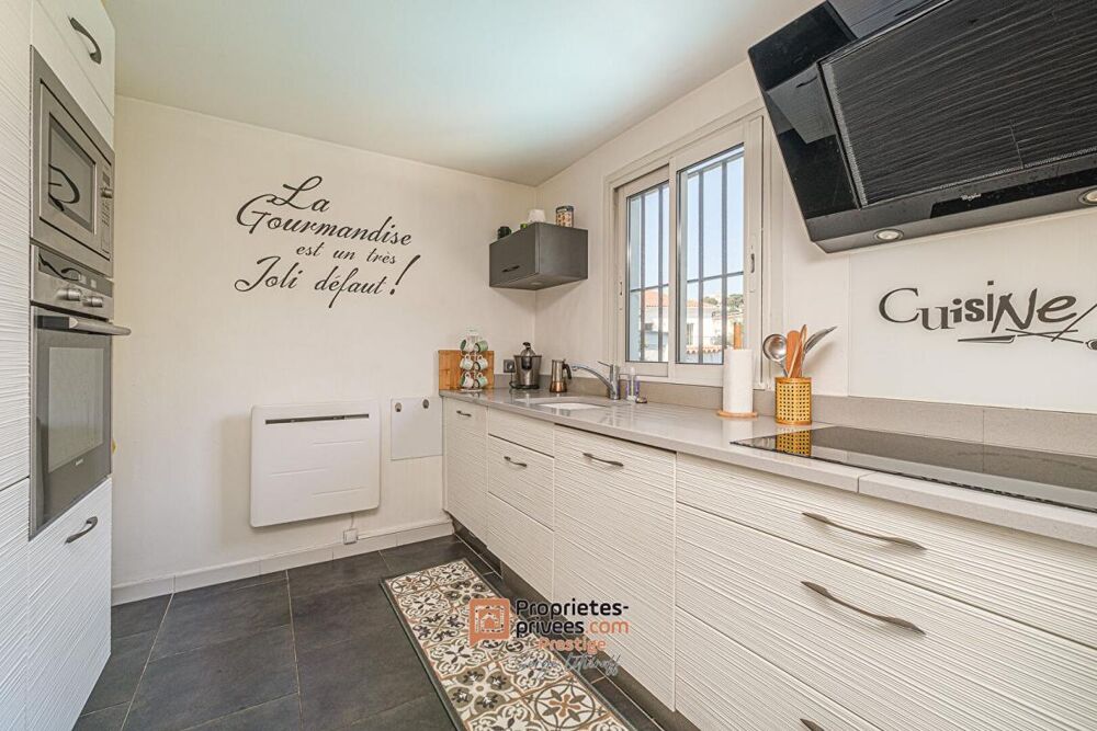 � vendre  Villa Marseille 8