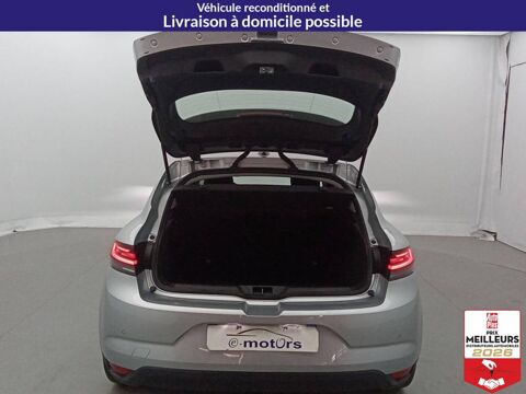 M&eacute;gane IV Berline Blue dCi 115 EDC Evolution 2023 occasion 10150 Lavau