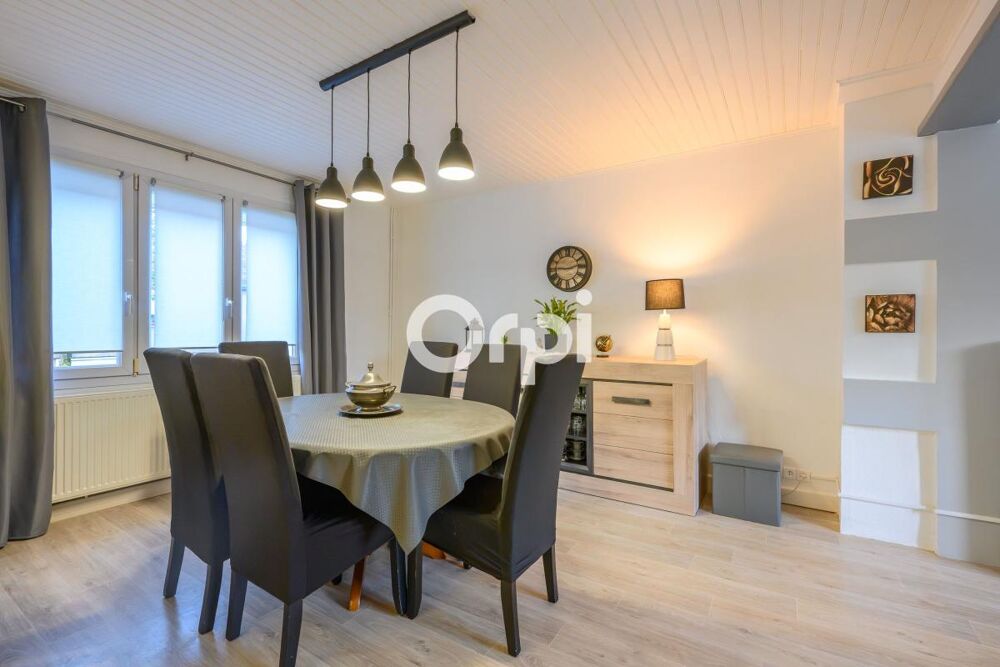 Vente Maison Maison À Vendre COURCHELETTES - Maison 3 chambres, jardin, garage Courchelettes