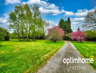  Villa  vendre 11 pices 296 m