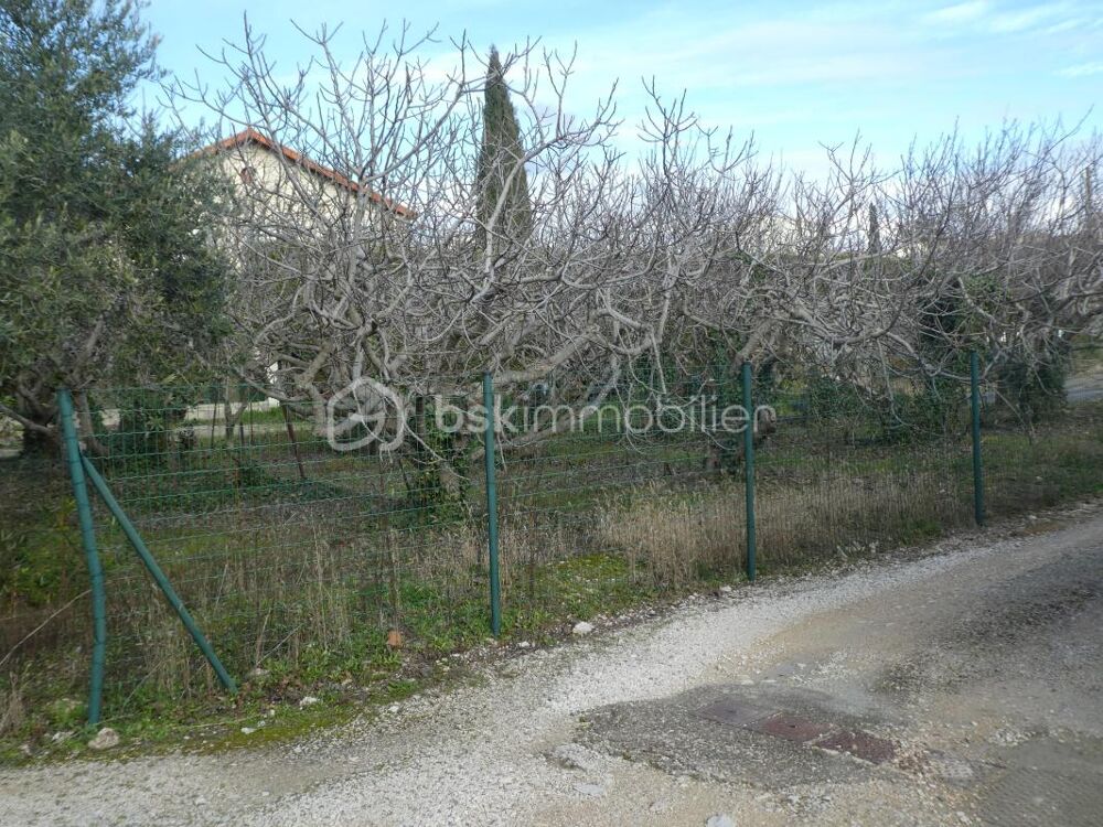 Vente Terrain Terrain arboré constructible de 861 m² Caromb