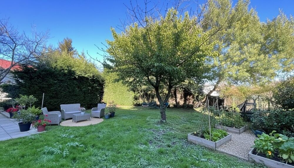 Maison 8 pièces 195 m² · à Gourdan Polignan · 195 m² · 209 900 €