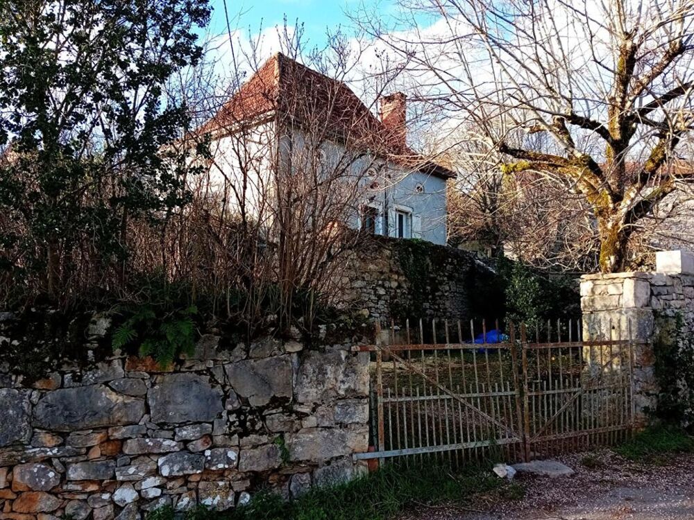 2 Maisons de village 4 pièces 78 m2 et grange