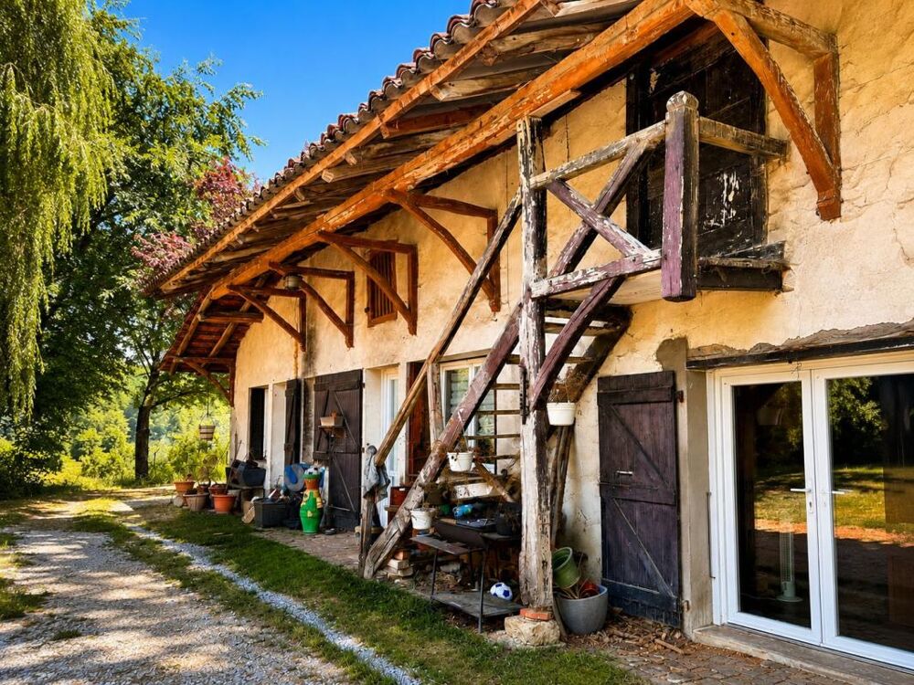 Maison 4 pièces 127 m² · à Joudes · 127 m² · 139 000 €