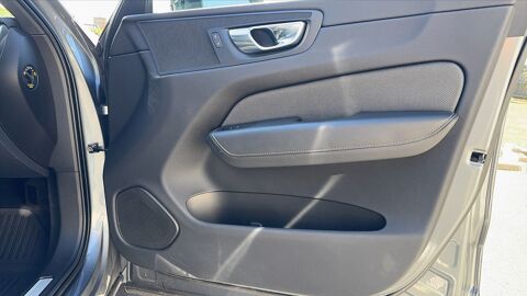 XC60 2.0 B4 197 Mild-Hybrid Geartronic8 R-Design - Automatique En 2020 occasion 22940 Plaintel