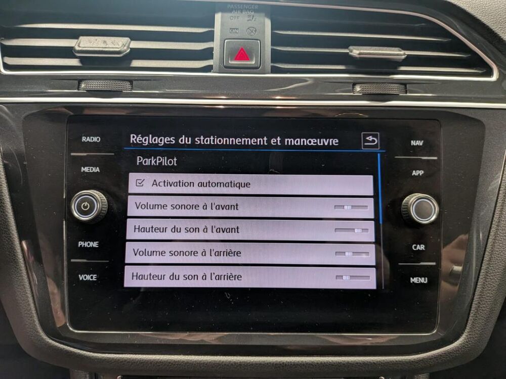 Tiguan BUSINESS 2.0 TDI 150 DSG7 Confortline Entretien complet Volk 2019 occasion 78200 Mantes La Jolie