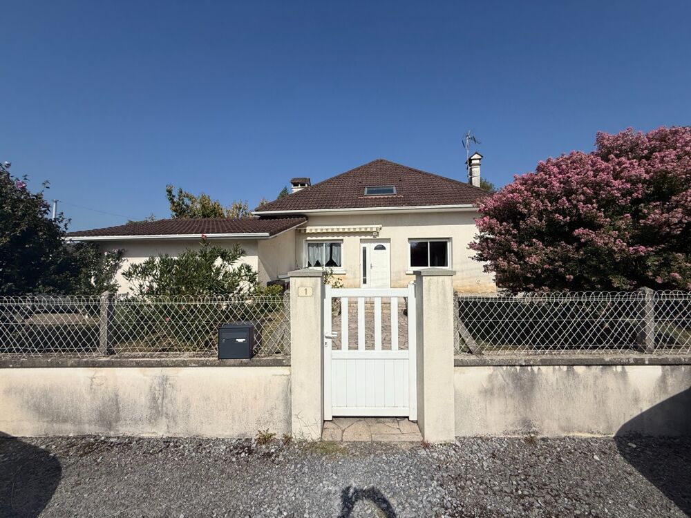 Vente Maison Villa sur 2 niveaux et terrain clos Lestelle betharram