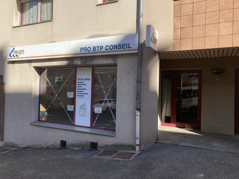   Rue St Cyrice, local commercial 