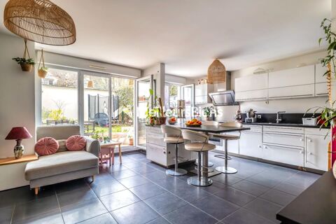   Magnifique 4 pi�ces 82 m� + 2 terrasses/jardin Appartement - 4 pi�ce(s) - 82 m�