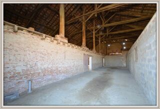  Propri�t�/ch�teau � vendre 2 pi�ces 580 m�