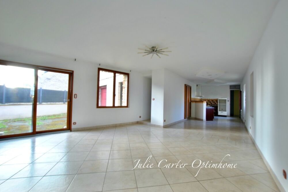 Maison 11 pièces 304 m² · à Brulon · 304 m² · 263 000 €