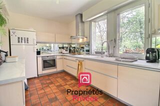  Propriété/château à vendre 9 pièces 245 m²