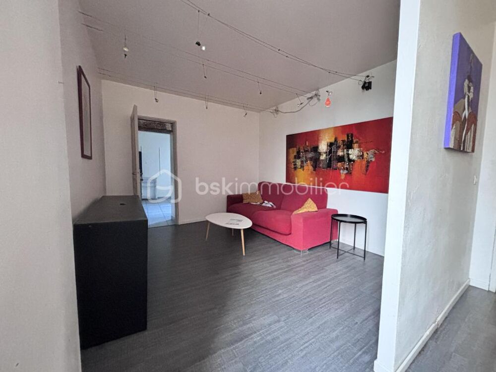 APPARTEMENT 2 PIECES AVEC TERRASSE