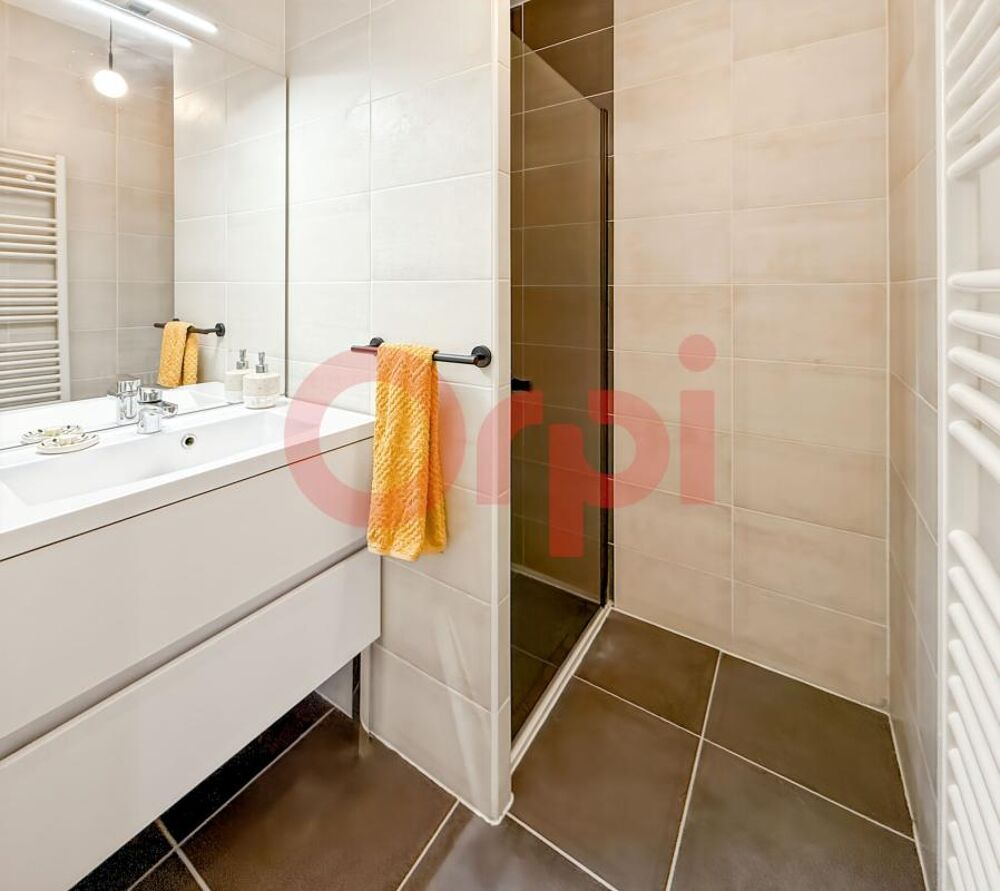 � vendre  Maison Bron (69500)