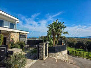  Appartement � vendre 4 pi�ces 137 m�