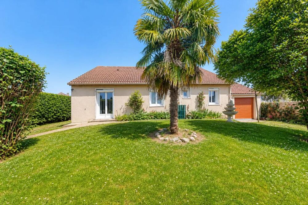 Maison de 6 pièces - 4 chambres de 155 m² à Chéroy