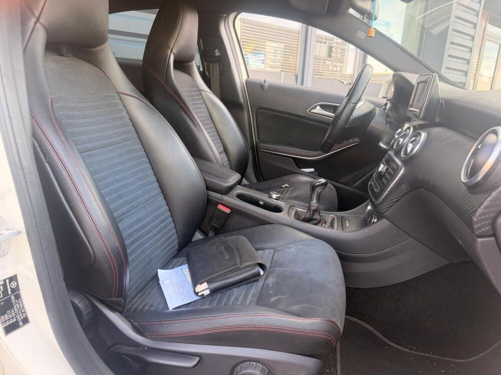 Classe A 180i - 122ch Pack Amg 2015 occasion 31000 Toulouse