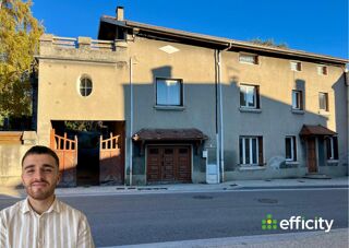  Immeuble  vendre 15 + pices 254 m