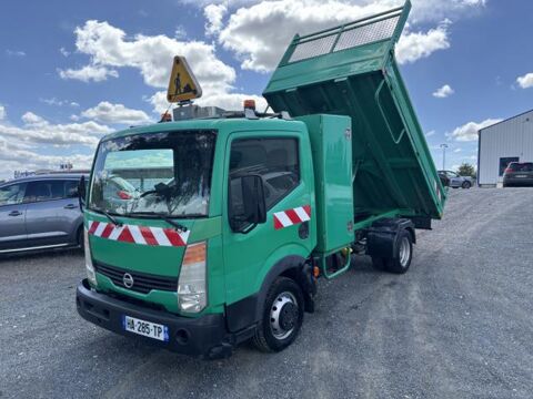 Nissan Cabstar CHASSIS CABINE BENNE ET COFFRE 3.5T 2008 occasion Saint Georges De Reneins 69830