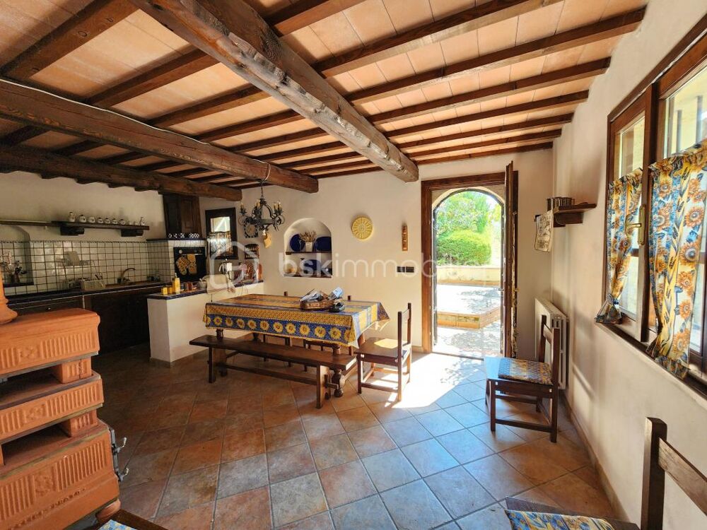 à vendre  Maison Cucuron (84160)