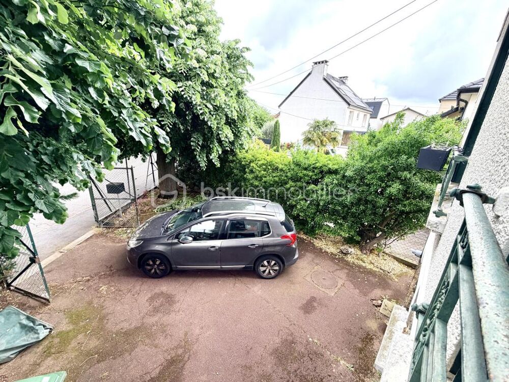 Proche de la station Sartrouville maison familiale au calme