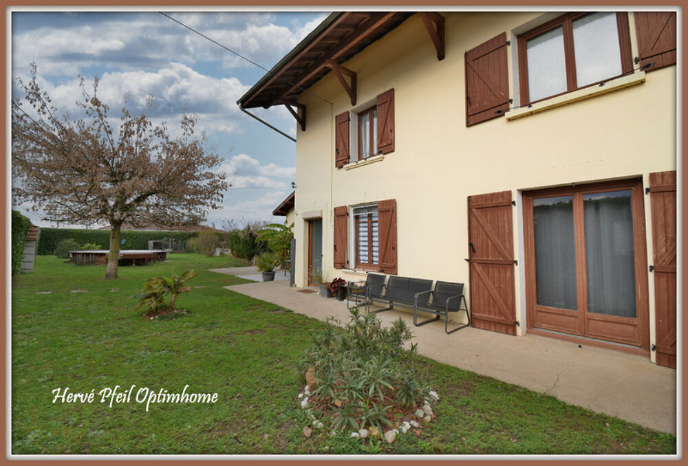 Une maison familiale avec cachet et prestations rénovées-5 pièces ; 135m² sur 1000m² de terrain