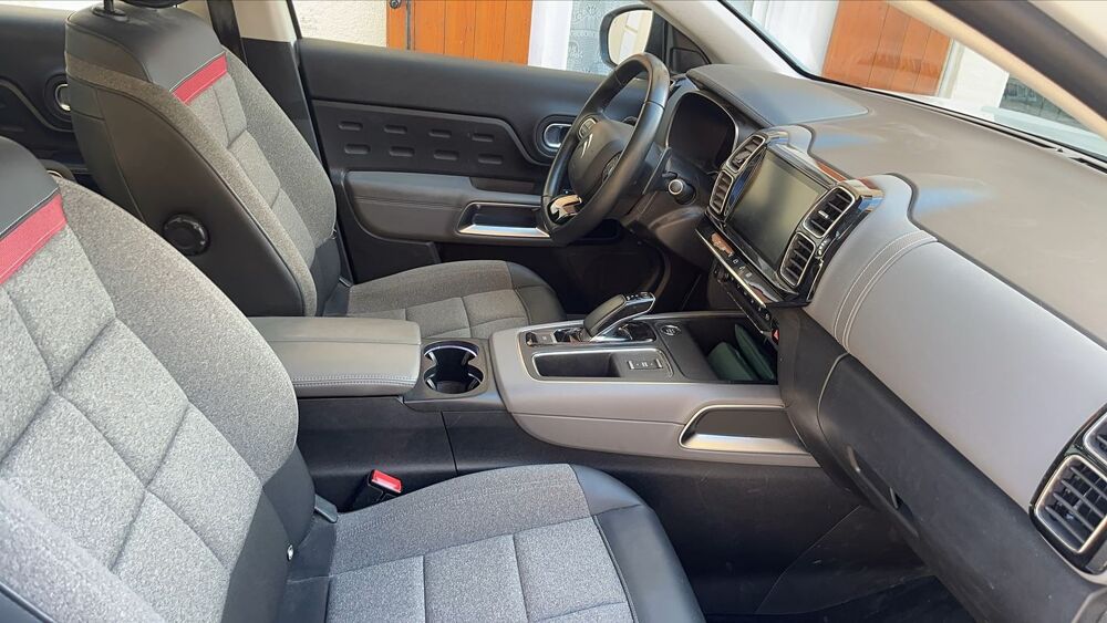 C5 aircross 1.6 PureTech 225 Hybride EAT8 Business 2021 occasion 11700 Fontcouverte