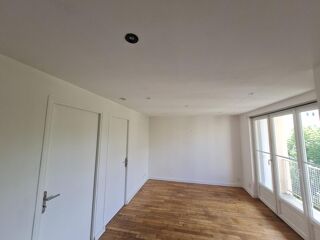  Appartement à louer 3 pièces 43 m²