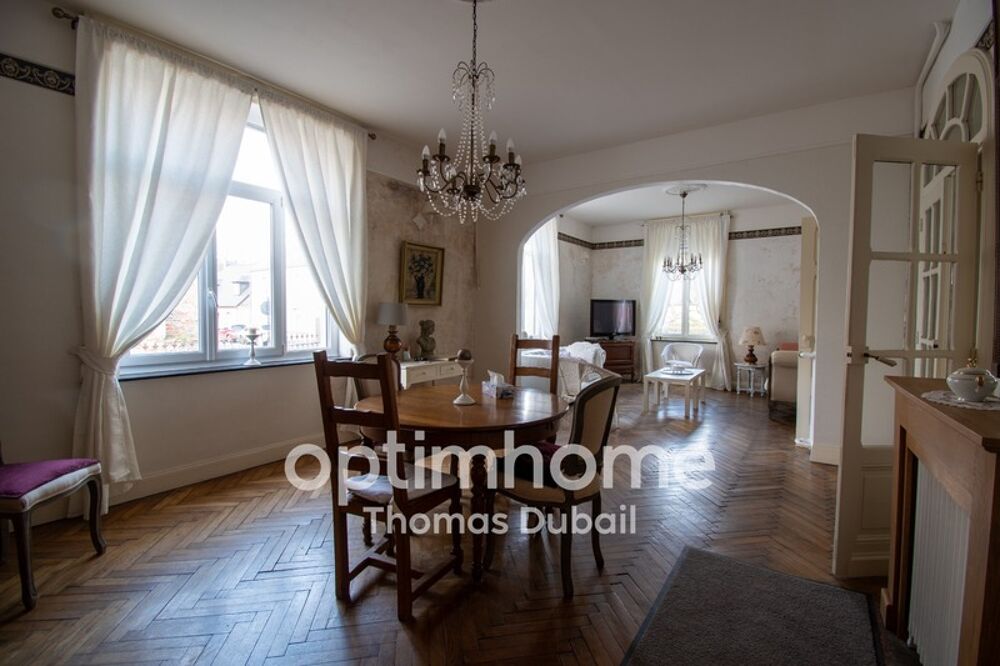 Maison de caractère 184 m²  Beaux volumes et fort potentiel proche centre-ville
