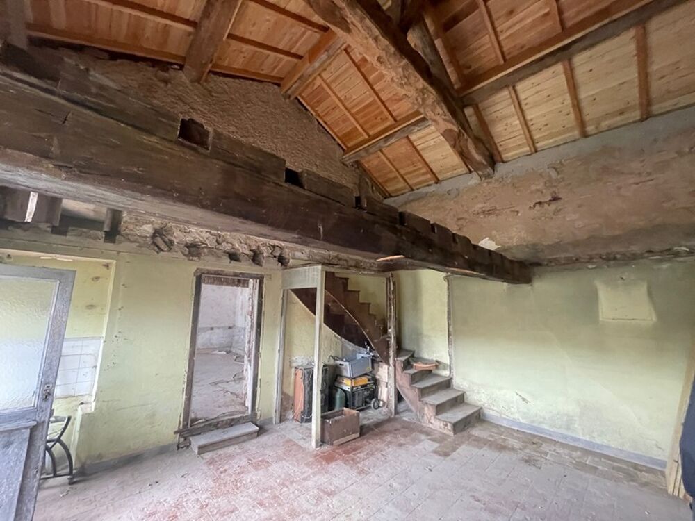 SAINT MARTIN D'ESTREAUX MAISON en PIERRE - 5 pièces - A rénover